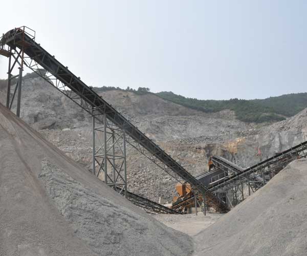 Europe's Top Stone Crusher: Crushing Rocks for Efficiency